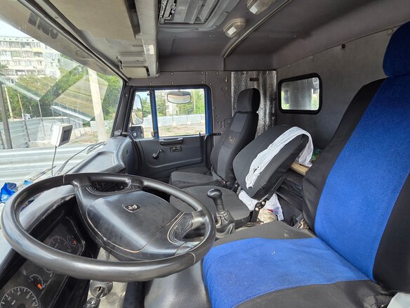 2014 КамАЗ 65117, синий, 3700000 рублей - вид 8