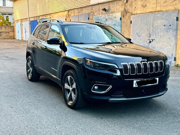 2018 Jeep Cherokee V (KL) Рестайлинг, чёрный, 2500000 рублей - вид 2