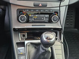 2011 Volkswagen Passat B7, серый, 1100000 рублей, вид 2