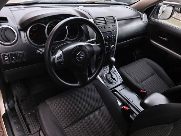 2011 Suzuki Grand Vitara II Рестайлинг, бежевый, 1099000 рублей - вид 4