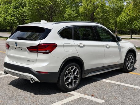 2022 BMW X1 Long 20Li sDrive II (F48) Рестайлинг, белый, 2122000 рублей, вид 4