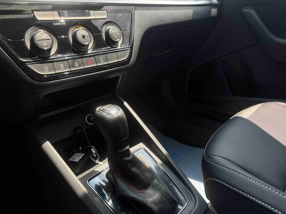 2022 Skoda Kamiq GT I (China Market), коричневый, 1590000 рублей - вид 13