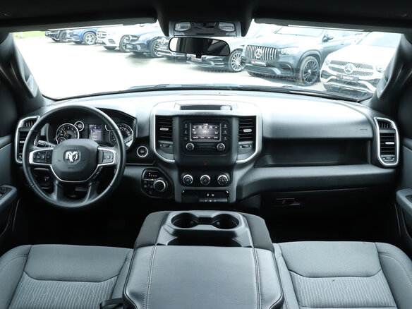 2022 Ram 1500 Crew Cab V, белый, 5801400 рублей - вид 11