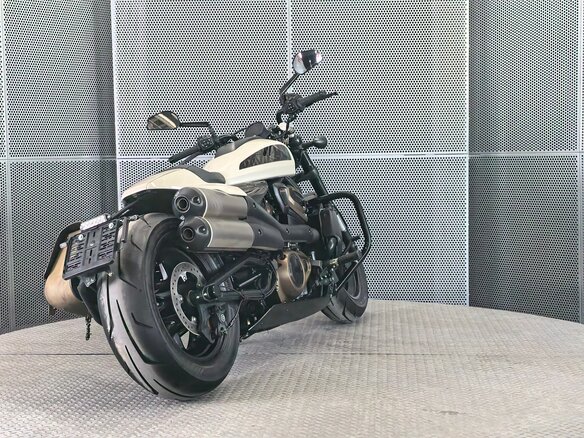 2023 Harley-Davidson Sportster S, белый, 1477000 рублей - вид 7