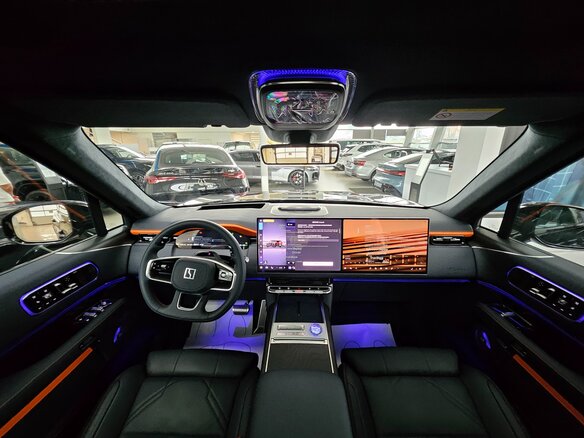 2025 Zeekr 9X 70 kWh, чёрный, 14990000 рублей - вид 17