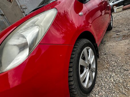 2008 Toyota Yaris Multimode II, красный, 415000 рублей, вид 3