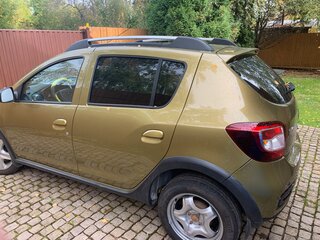 2017 Renault Sandero Stepway II, зелёный, 900000 рублей, вид 5