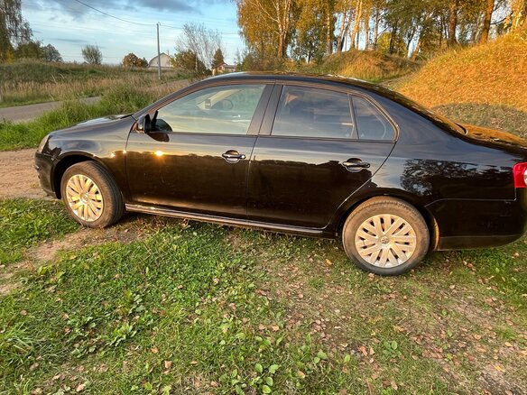 2010 Volkswagen Jetta V, чёрный - вид 9