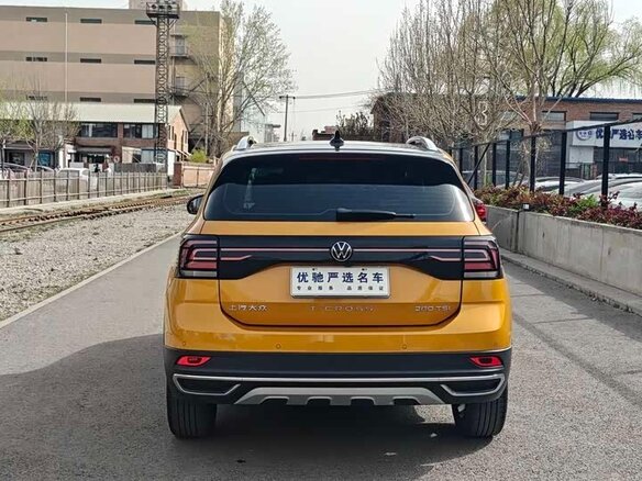 2023 Volkswagen T-Cross I (China Market), золотистый - вид 6