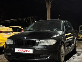 2011 BMW 1 серии 116i I (E81/E82/E87/E88) Рестайлинг, чёрный, 680000 рублей, вид 2