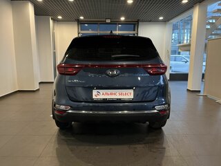 2020 Kia Sportage IV Рестайлинг, синий, 1979000 рублей, вид 4