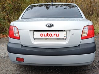 2006 Kia Rio II, серебристый, 350000 рублей, вид 4