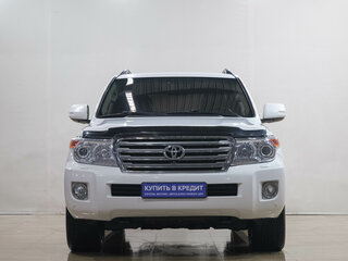 2012 Toyota Land Cruiser 200 Series Рестайлинг 1, белый, 3269000 рублей, вид 2