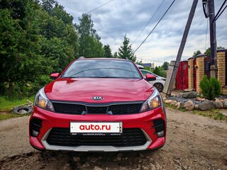 2021 Kia Rio X IV Рестайлинг, красный, 1850000 рублей, вид 2