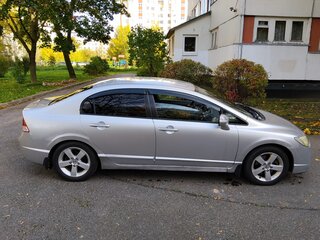2008 Honda Civic VIII, серебристый, 700000 рублей, вид 4