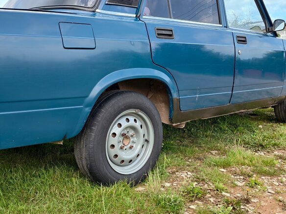 2009 Lada (ВАЗ) 2105, синий, 150000 рублей - вид 5