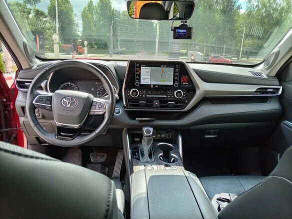 2021 Toyota Highlander IV (XU70), красный - вид 9