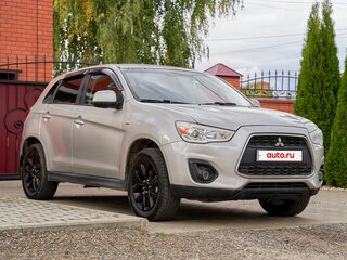 2014 Mitsubishi ASX I Рестайлинг, серебристый, 885000 рублей, вид 4