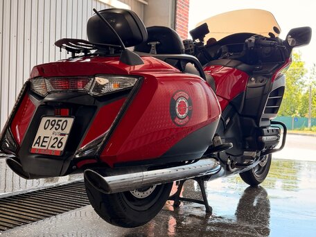 2013 Honda GL 1800 Gold Wing, красный, 1300000 рублей, вид 4