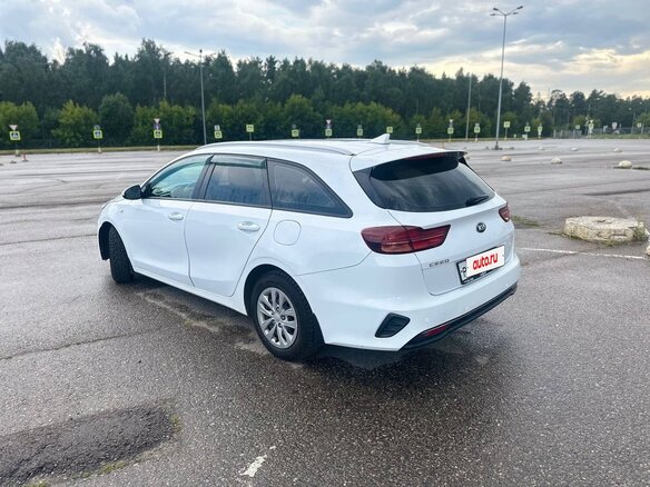 2019 Kia Ceed III, белый, 1288000 рублей - вид 2