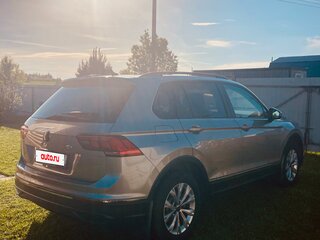 2021 Volkswagen Tiguan II Рестайлинг, серебристый, 2900000 рублей, вид 4