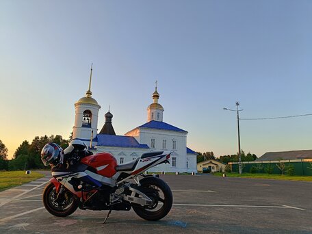 2001 Honda CBR 929RR Fireblade, белый, 340000 рублей, вид 2