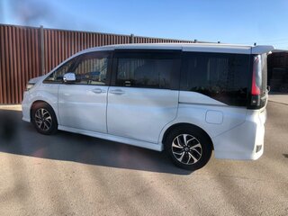 2020 Honda Stepwgn Spada V Рестайлинг, белый, 2535000 рублей, вид 5