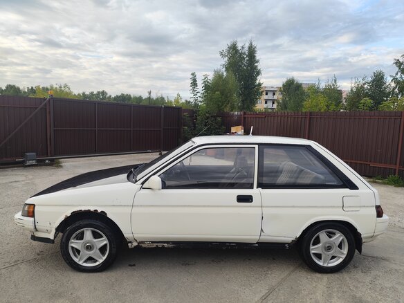 1988 Toyota Corolla II III (L30), белый, 120000 рублей - вид 7