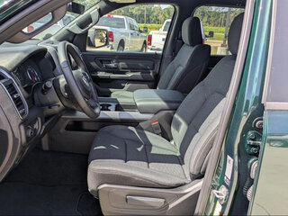 2026 Ram 1500 Crew Cab eTorque V Рестайлинг, чёрный, 6461595 рублей, вид 5