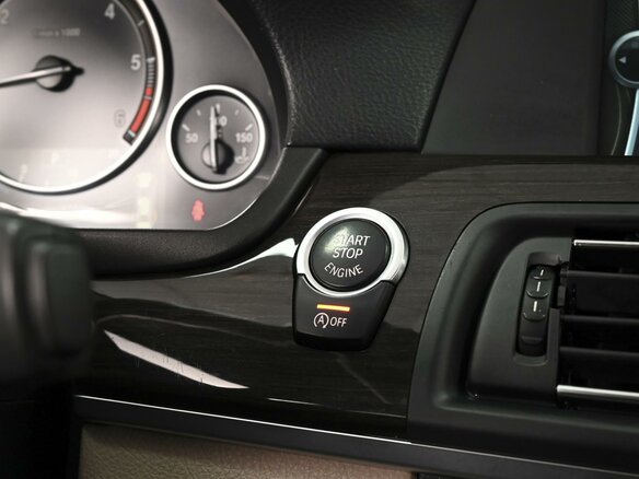 2011 BMW 5 серии 530d xDrive VI (F10/F11/F07), чёрный - вид 19