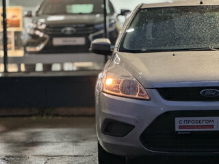 2011 Ford Focus II Рестайлинг, серебристый, 579000 рублей, вид 4