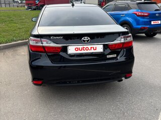 2017 Toyota Camry VII (XV50) Рестайлинг 2, чёрный, 2290000 рублей, вид 3