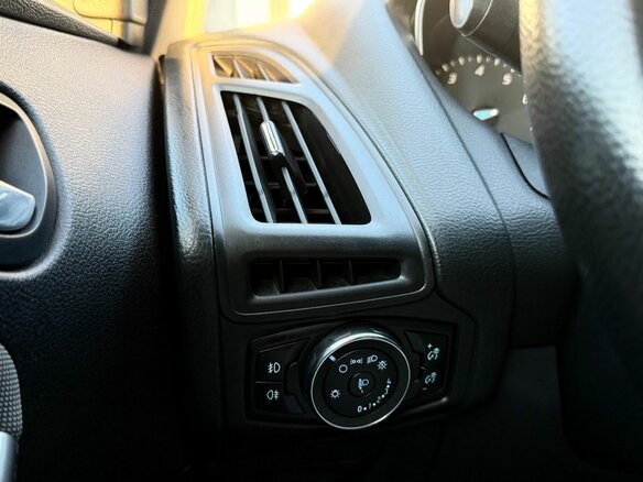 2012 Ford Focus III, белый, 825000 рублей - вид 18