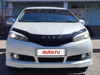 2010 Toyota Wish II, белый, 1230000 рублей, вид 4