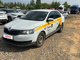 2019 Skoda Rapid I Рестайлинг, белый, 887000 рублей, вид 1