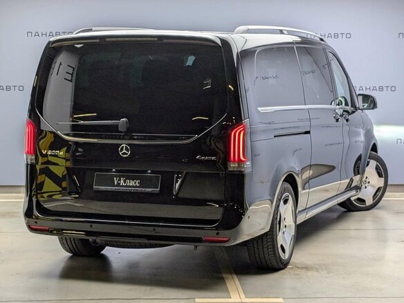 2026 Mercedes-Benz V-Класс 300 d экстра длинный III (W447) Рестайлинг 2, чёрный - вид 3