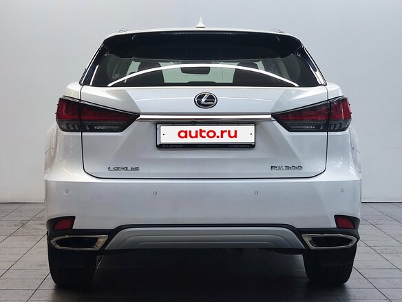 2022 Lexus RX 300 IV Рестайлинг, белый, 5600000 рублей - вид 5