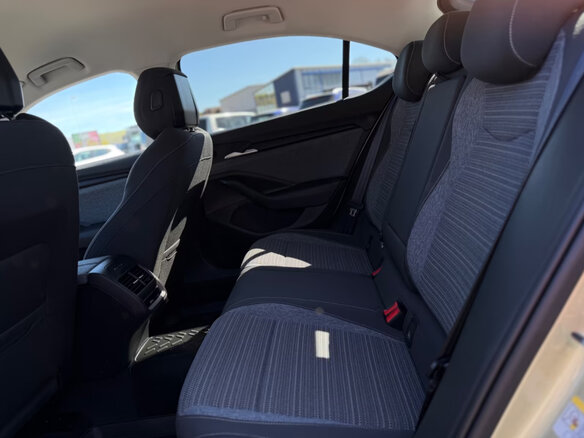 2024 Skoda Superb IV, зелёный, 4995449 рублей - вид 23