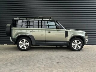 2021 Land Rover Defender 110 II, зелёный, 7600000 рублей, вид 4