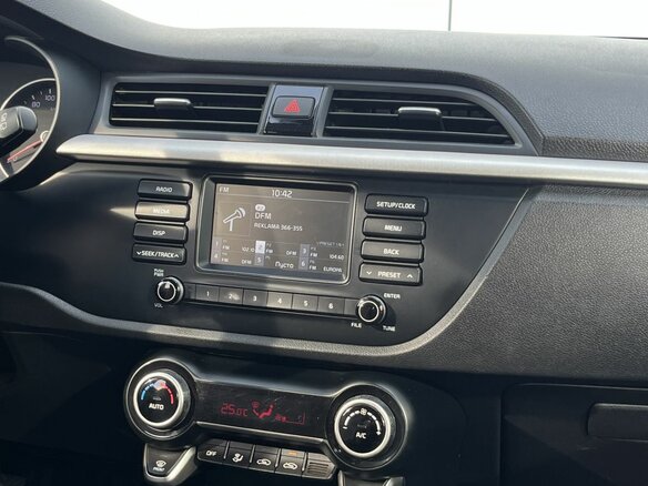 2019 Kia Rio X-Line IV, белый, 1550000 рублей - вид 12