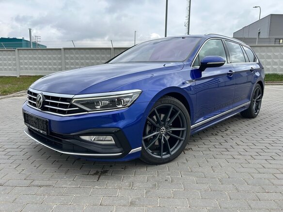 2021 Volkswagen Passat B8 Рестайлинг, синий, 3320000 рублей - вид 1