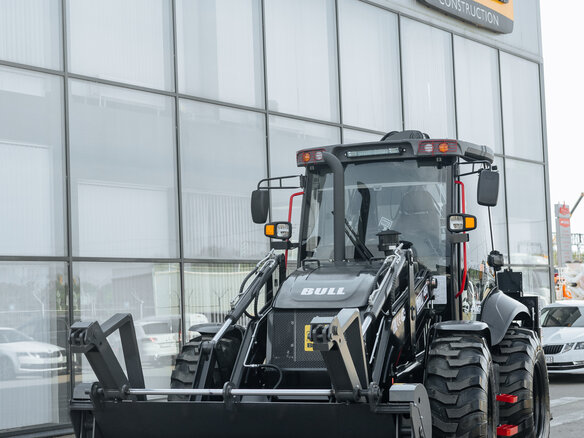 2025 Bull 4SX-F, чёрный, 6990000 рублей - вид 7