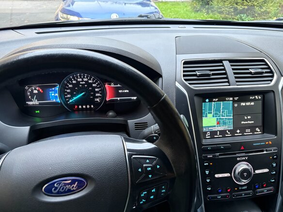 2017 Ford Explorer V Рестайлинг, серый - вид 6