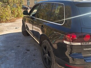 2007 Volkswagen Touareg I Рестайлинг, чёрный, 970000 рублей, вид 5
