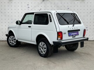2024 Lada (ВАЗ) Niva Legend I, белый, 900000 рублей, вид 5