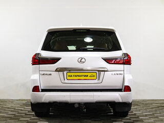 2018 Lexus LX 570 III Рестайлинг 2, белый, 8199000 рублей, вид 5