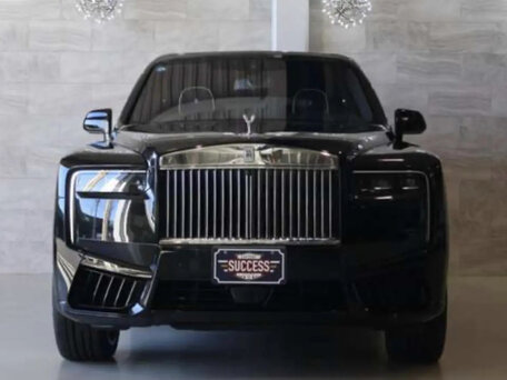 2026 Rolls-Royce Cullinan I Рестайлинг (Series II), чёрный, 52000000 рублей, вид 2