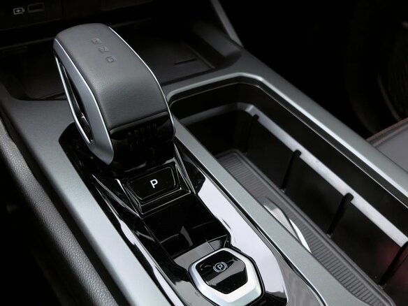 2024 Geely Okavango I Рестайлинг, белый, 3050000 рублей - вид 23