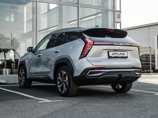 2026 Geely Atlas II, серебристый, 3415990 рублей, вид 5