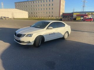 2019 Skoda Octavia III (A7) Рестайлинг, белый, 1180000 рублей, вид 1
